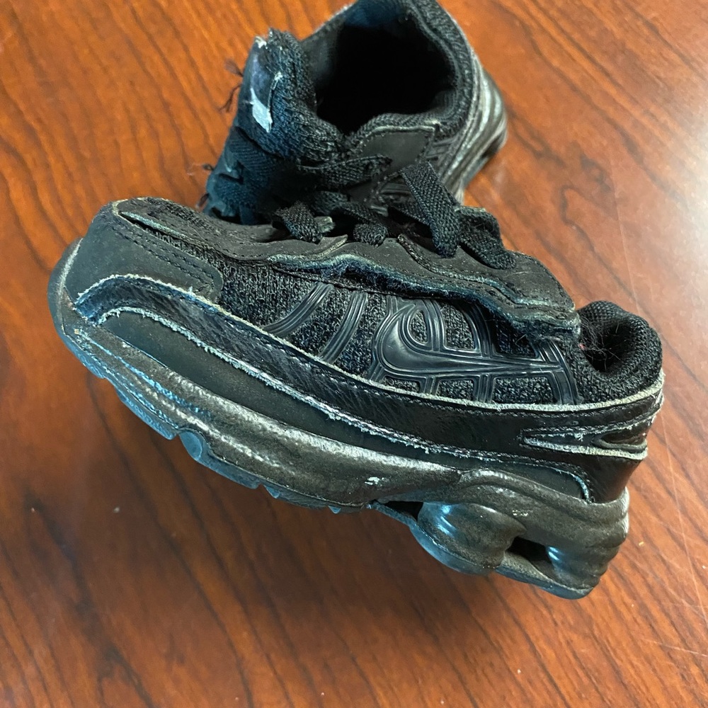 Nike turbo shox